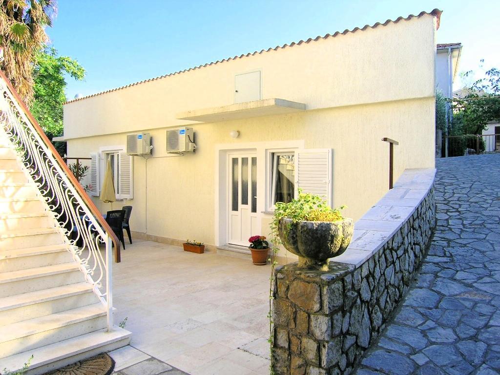 Apartment Maja Krk Town Δωμάτιο φωτογραφία
