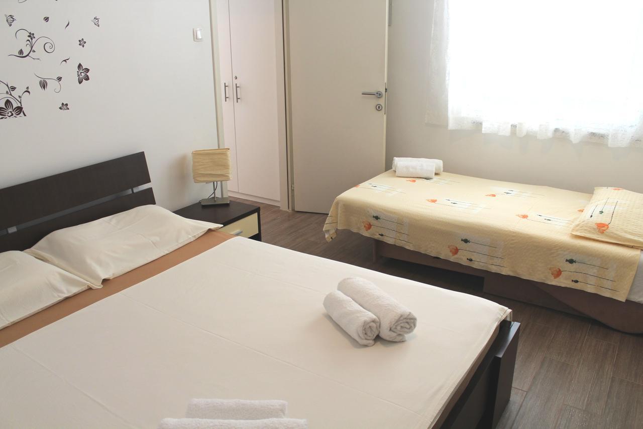 Apartment Maja Krk Town Εξωτερικό φωτογραφία